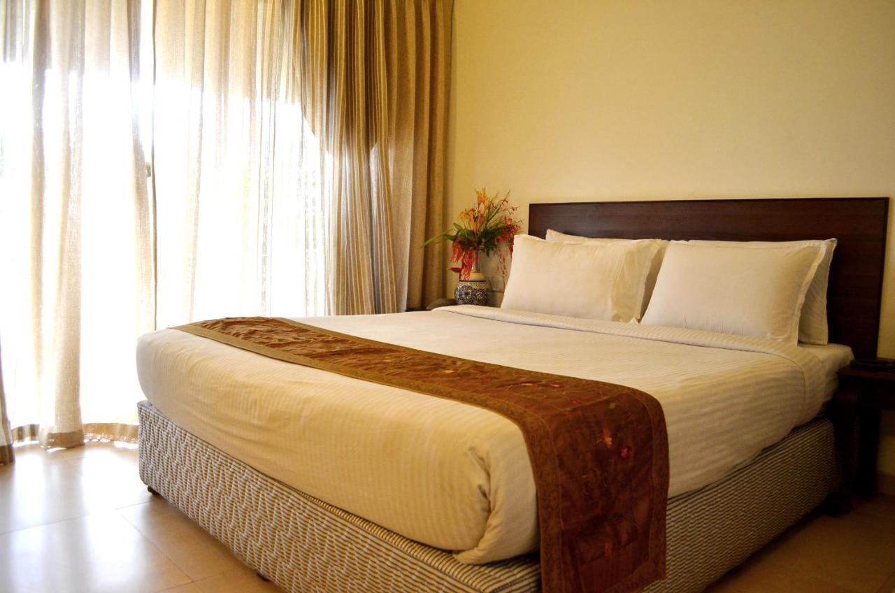 Manas Resort With Petting Zoo, Igatpuri Exterior photo